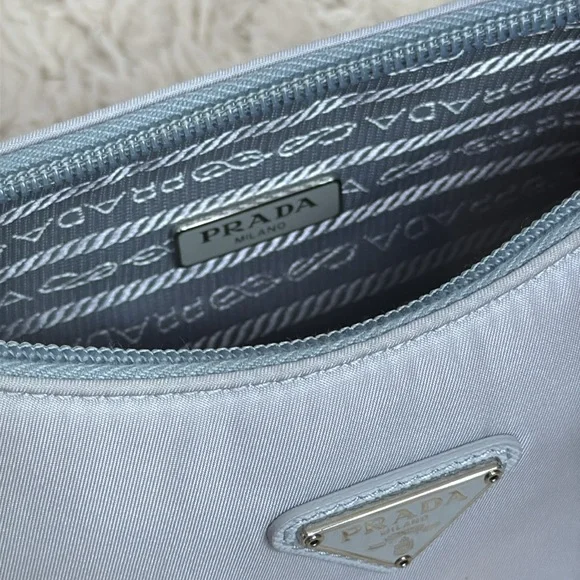 Prada Re-Edition 2000 Re-Nylon Mini Bag Cornflower Silver-tone - Picture 16 of 16
